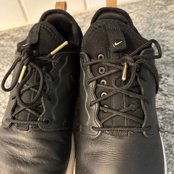 NIKE Roche 2 premium leather black men's sneaker.  9.5 - Picture 6 of 10